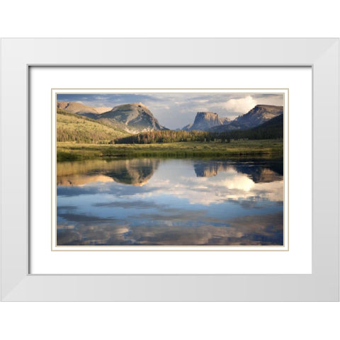 WY, Square Top Mt and Green River Lake White Modern Wood Framed Art Print with Double Matting by Paulson, Don