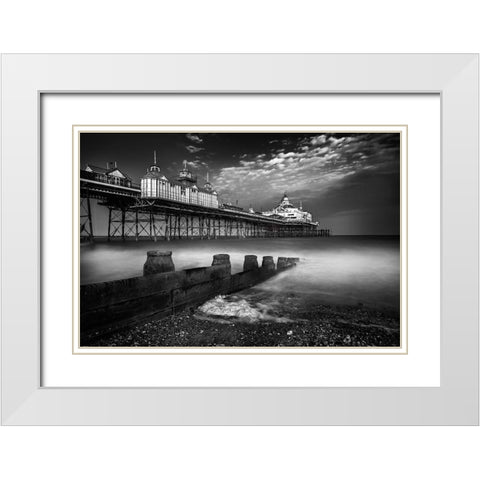 The Pier White Modern Wood Framed Art Print with Double Matting by Vanhamme, Lidia