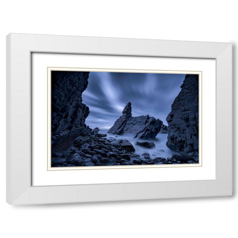 Crescent Head White Modern Wood Framed Art Print with Double Matting by Zhu, Jingshu