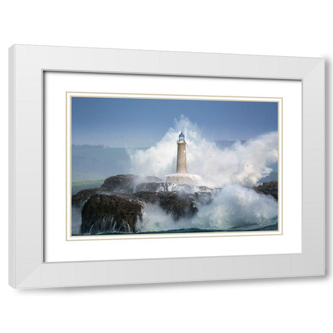 Wild Sea. White Modern Wood Framed Art Print with Double Matting by Saavedra Ruiz, Sergio