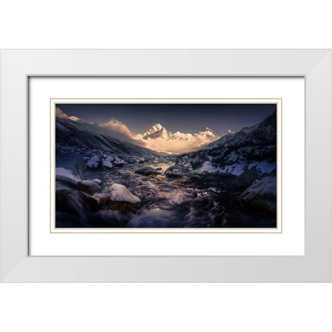 Ama Dablam A??Am?Aandsup3;Dae?Re?Andsup2;A?? White Modern Wood Framed Art Print with Double Matting by Qiye