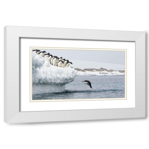 Splash White Modern Wood Framed Art Print with Double Matting by Gil Raga, Joan