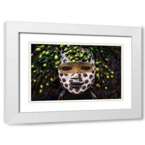 Surma Girl-Ii White Modern Wood Framed Art Print with Double Matting by Inazio Kuesta, Joxe