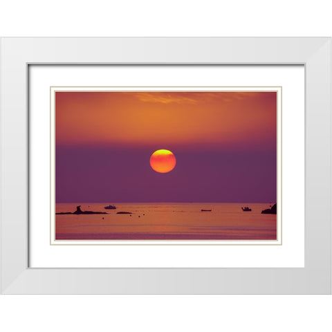 Dawn White Modern Wood Framed Art Print with Double Matting by Herrera Espinosa, Andres
