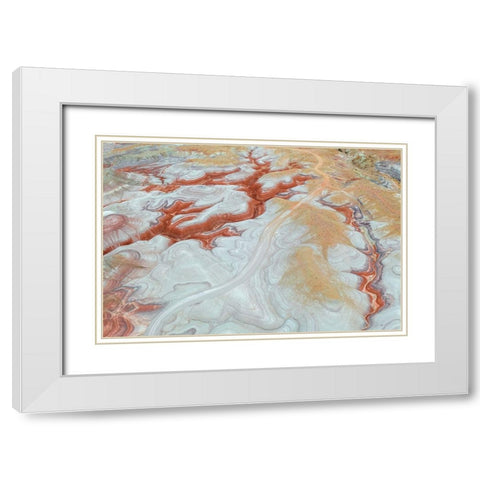 Curve White Modern Wood Framed Art Print with Double Matting by Rong, Herbert