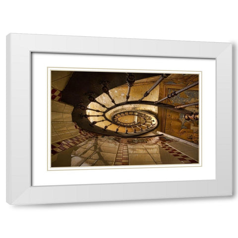 Heinen Descalier White Modern Wood Framed Art Print with Double Matting by Boomsma, Paul