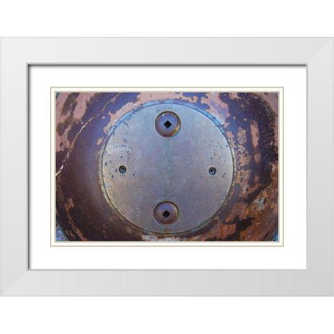 End Cap White Modern Wood Framed Art Print with Double Matting by Grayscale