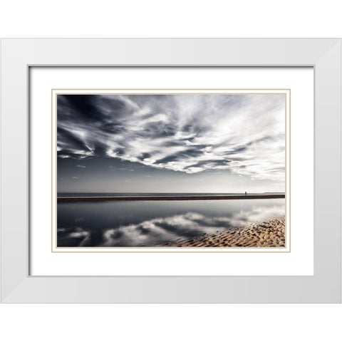 Solitaire White Modern Wood Framed Art Print with Double Matting by Kobal, M.