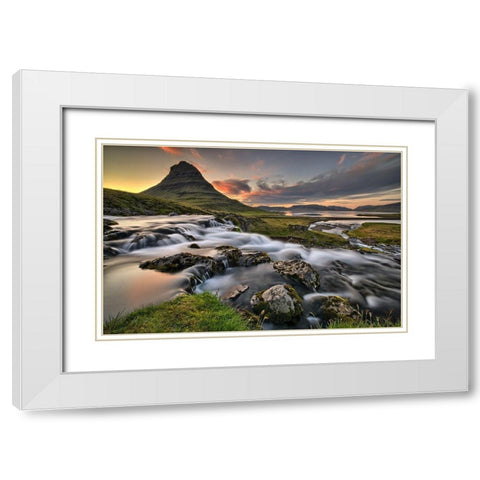 early in the morning White Modern Wood Framed Art Print with Double Matting by Hoffmann, Raymond