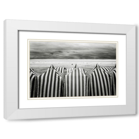 On the beach White Modern Wood Framed Art Print with Double Matting by Guerra, Toni