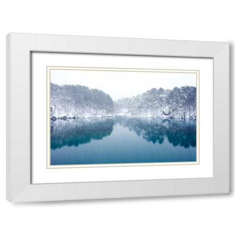 Goshiki-numa-Urabandai White Modern Wood Framed Art Print with Double Matting by Makoto, Sasaki