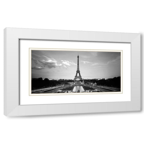 Eiffel Turm I White Modern Wood Framed Art Print with Double Matting by Seidel, Leo