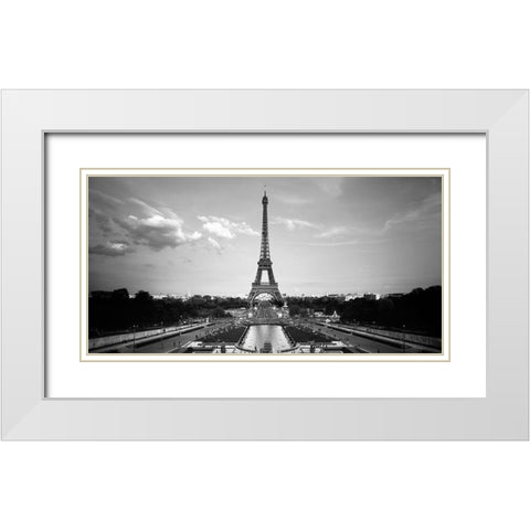 Eiffel Turm I White Modern Wood Framed Art Print with Double Matting by Seidel, Leo