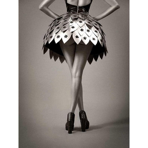 Round the Horst Black Modern Wood Framed Art Print by Navarro, Ernesto