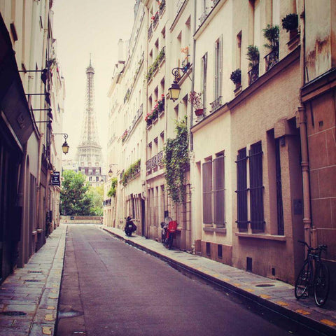 Tour Eiffel Gold Ornate Wood Framed Art Print with Double Matting by Marshall, Laura