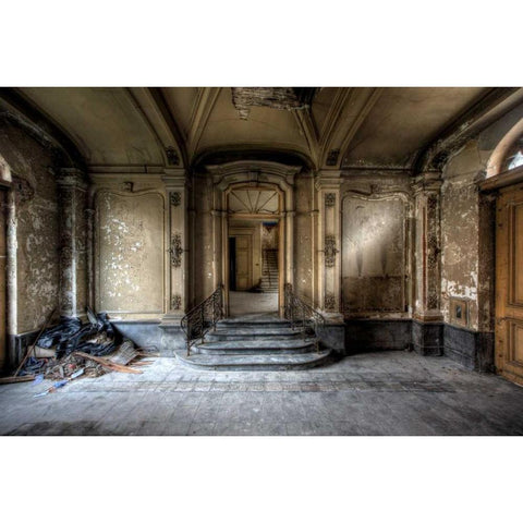 Chateau Venetia Black Modern Wood Framed Art Print by Sneeuw, Ivo