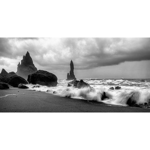 Black Sands White Modern Wood Framed Art Print by Head, Danny