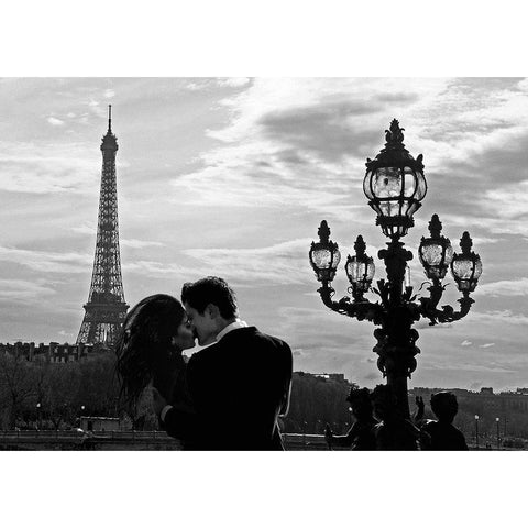 A Kiss in Paris Black Modern Wood Framed Art Print with Double Matting by Lauren, Julian