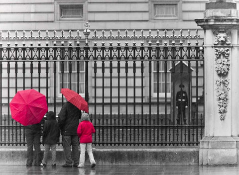 London, Family standing by fence outside Burmingham Palace White Modern Wood Framed Art Print with Double Matting by Frank, Assaf