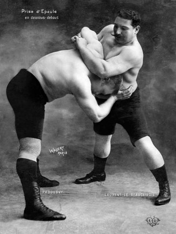 Prise d Epaule en Dessous Debout White Modern Wood Framed Art Print with Double Matting by Vintage Wrestler