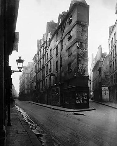 Paris, 1908 - Vieille Cour, 22 rue Quincampoix - Old Courtyard, 22 rue Quincampoix White Modern Wood Framed Art Print with Double Matting by Atget, Eugene