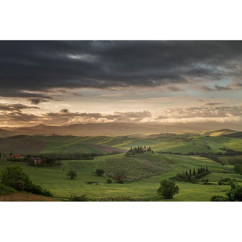 Europe-Italy-Tuscany-Val d Orcia-Belvedere farmhouse at sunrise Black Modern Wood Framed Art Print by Jaynes Gallery
