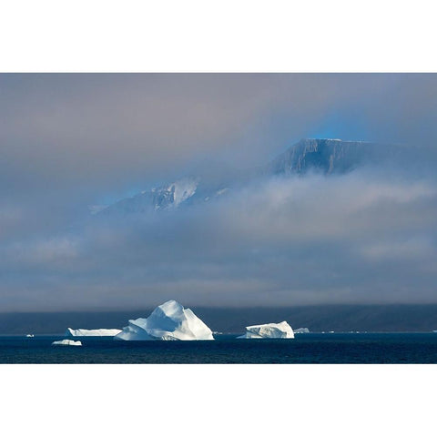 Floating iceberg in the ocean-Greenland White Modern Wood Framed Art Print by Su, Keren