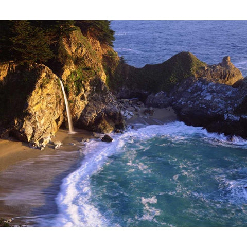 CA, Julia Pfeiffer Burns Waterfall on the coast Black Modern Wood Framed Art Print with Double Matting by Talbot Frank, Christopher