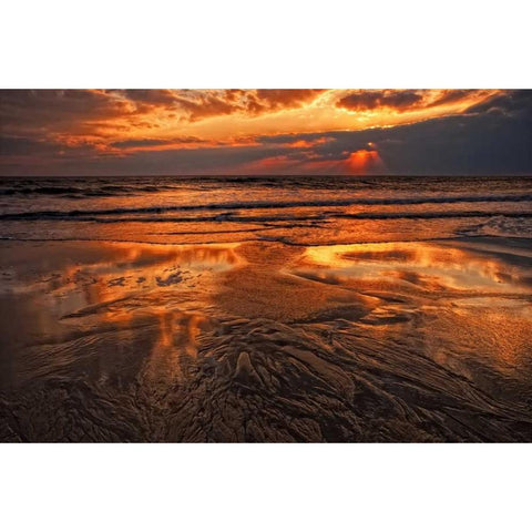 USA, New Jersey, Cape May Sunset on Delaware Bay Black Modern Wood Framed Art Print by OBrien, Jay