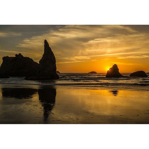 Oregon-Bandon Beach-Wizards Hat-sunset-sun star Black Modern Wood Framed Art Print by Jaynes Gallery