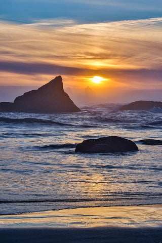 Usa-Oregon-Bandon Bandon Beach-Sunset at the Beach White Modern Wood Framed Art Print with Double Matting by Looney, Hollice