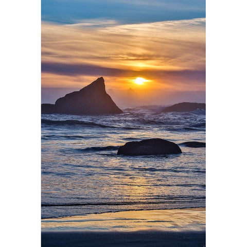 Usa-Oregon-Bandon Bandon Beach-Sunset at the Beach Gold Ornate Wood Framed Art Print with Double Matting by Looney, Hollice