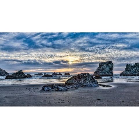 USA-Oregon-Bandon-Beach Black Modern Wood Framed Art Print by Restuccia, Joe III