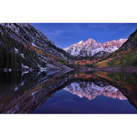 Maroon Bells Twilight White Modern Wood Framed Art Print by Xu, Mei