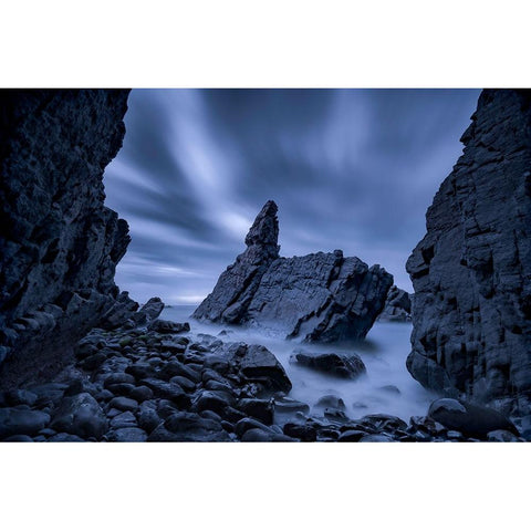 Crescent Head Black Modern Wood Framed Art Print by Zhu, Jingshu