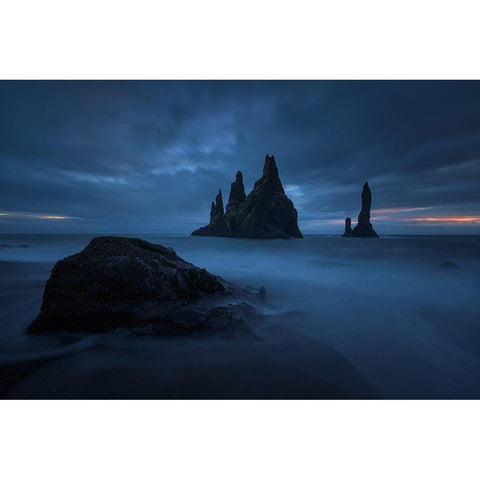 Reynisdrangar 2 Black Modern Wood Framed Art Print with Double Matting by Pablo De, Juan