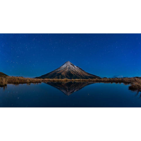 Mt Taranaki White Modern Wood Framed Art Print by Shi, Fei