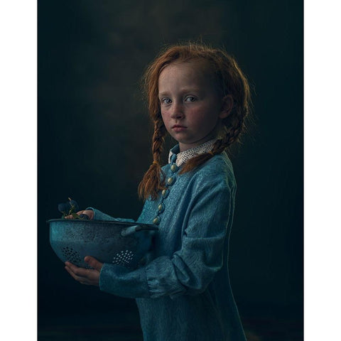 Lizzy Black Modern Wood Framed Art Print by Cwikla, Ewa