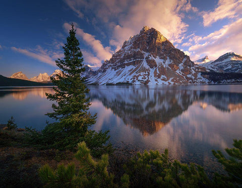 Atardecer En Bow Lake. White Modern Wood Framed Art Print with Double Matting by Pablo De, Juan