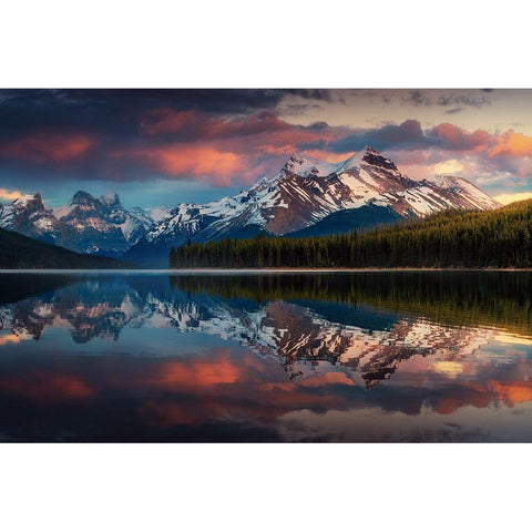 Maligne Color. Black Modern Wood Framed Art Print with Double Matting by Pablo De, Juan
