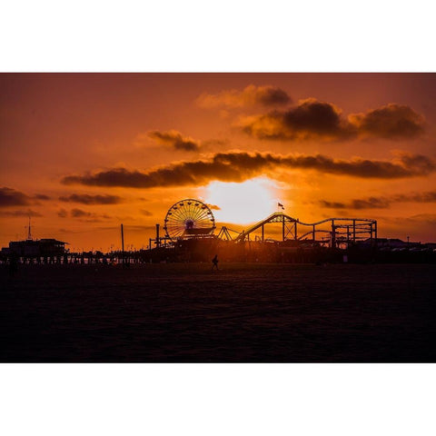 Sunset Of Santa Monica Gold Ornate Wood Framed Art Print with Double Matting by Fernandez Del, Sergio