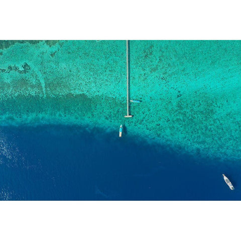 The Ocean. Black Modern Wood Framed Art Print by Masrie, Muslianshah