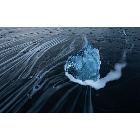 The Heart of the Ocean White Modern Wood Framed Art Print by Zhang, Mei
