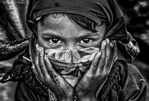 Rohingya Refugee Girl - Bangladesh White Modern Wood Framed Art Print with Double Matting by Inazio Kuesta, Joxe