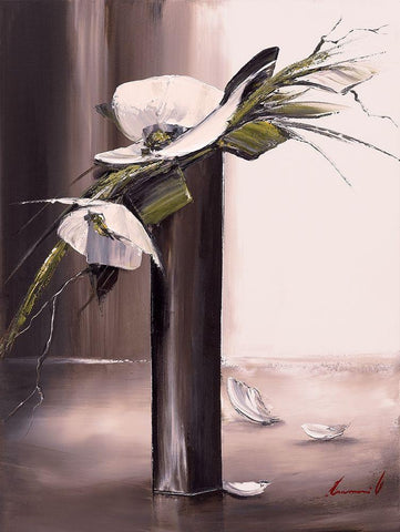 Bouquet blanc I Black Ornate Wood Framed Art Print with Double Matting by Tramoni, Oliver