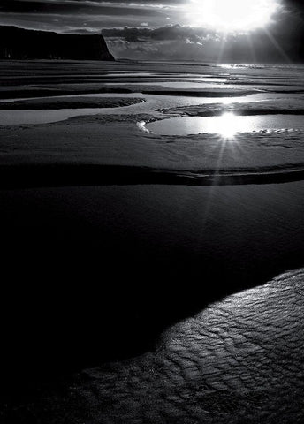 Ricochet White Modern Wood Framed Art Print with Double Matting by de Lattre, Pascal