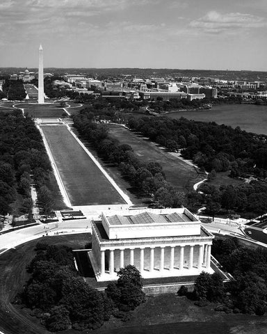 National Mall, Lincoln Memorial and Washington Monument, Washington D.C. - Black and White Variant White Modern Wood Framed Art Print with Double Matting by Highmith, Carol