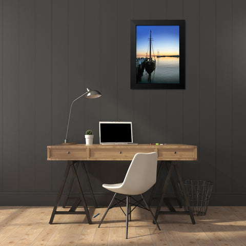 Beach 9 Black Modern Wood Framed Art Print by Lee, Rachel