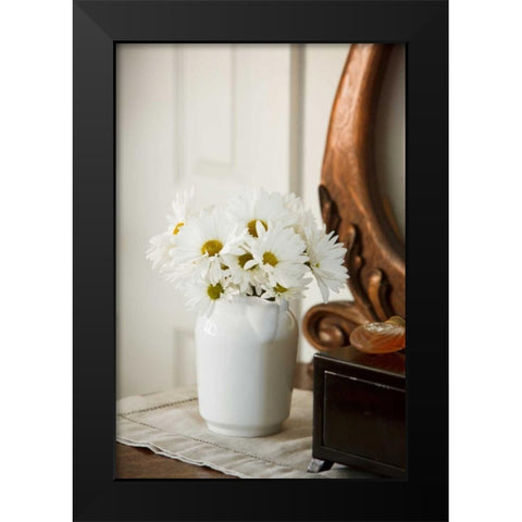 Daisy Bouquet II Black Modern Wood Framed Art Print by Clayton-Thompson, Philip