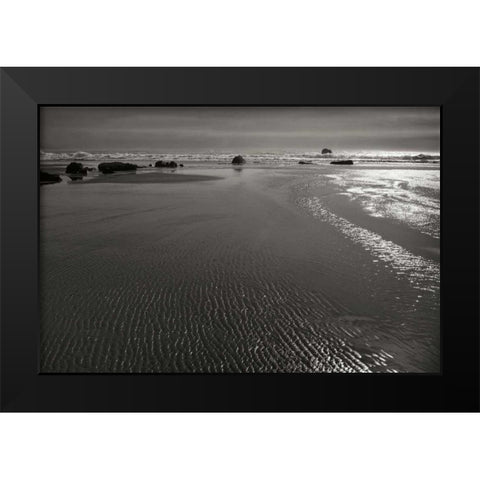 Seashore Serenity III BW Black Modern Wood Framed Art Print by Geyman, Vitaly